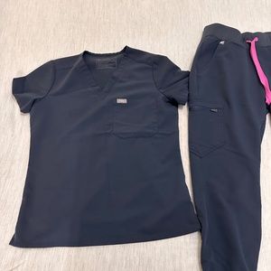 Women’s FIGS Scrubs